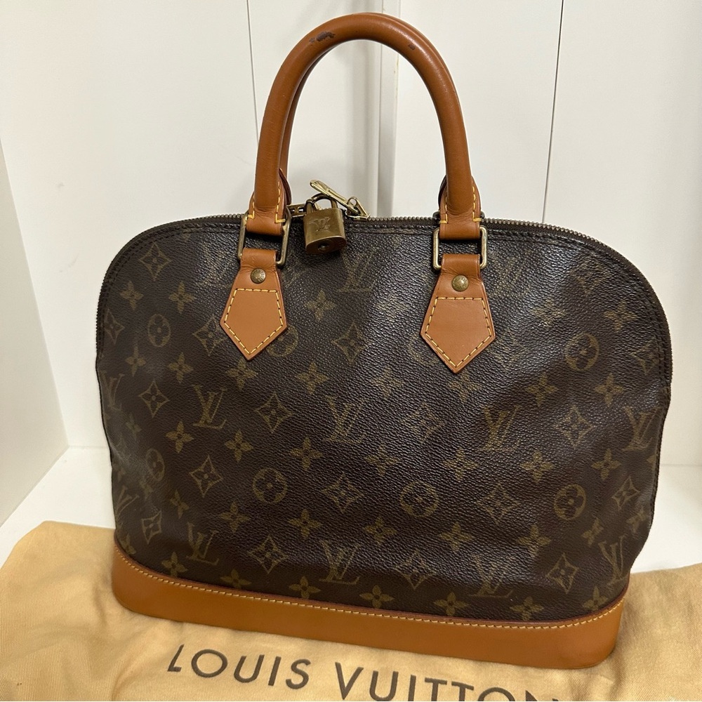 🌹Sold Authentic Louis Vuitton Alma Bag - Picture 6 of 17